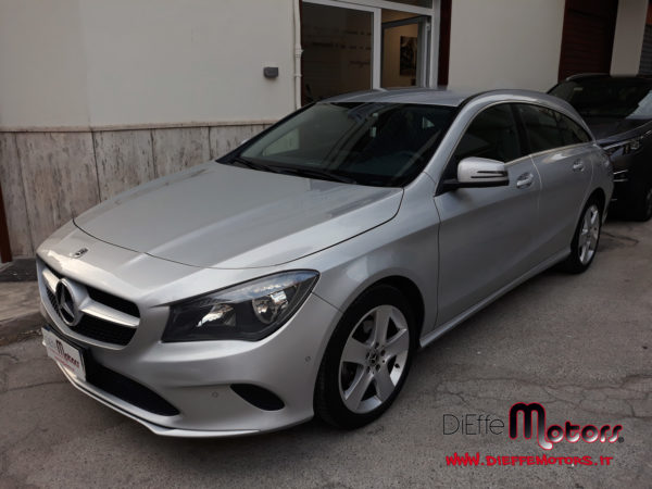 MERCEDES BENZ CLA 180d AUTOMATIC BUSINESS