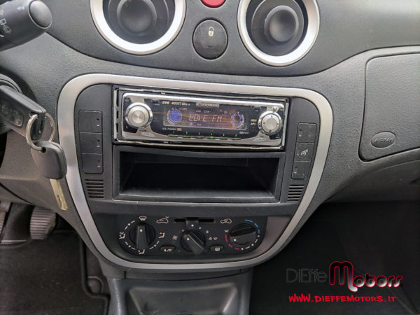 CITROEN C3 1.1 ELEGANCE