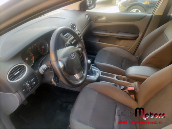 FORD FOCUS 1.6