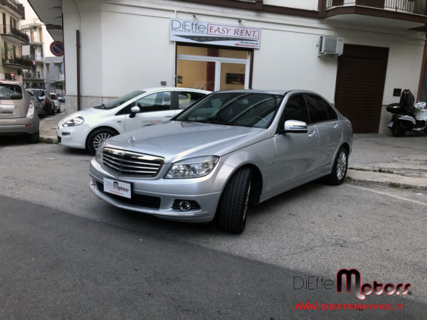 MERCEDES BENZ C220