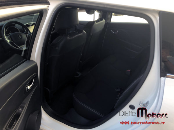 RENAULT CLIO SPORTER 1.5