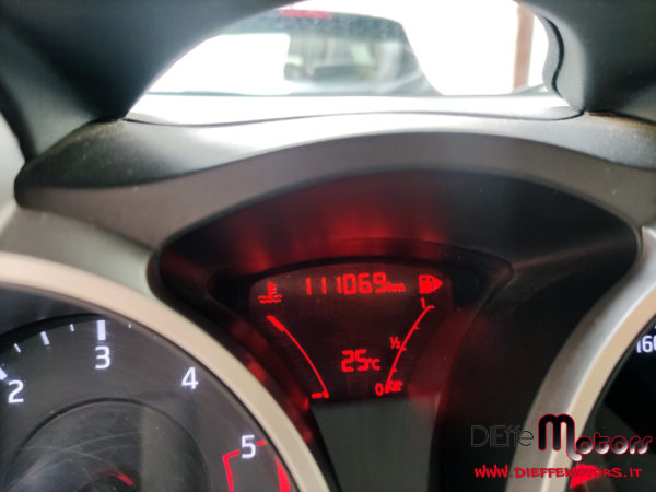 NISSAN JUKE 1.5 Dci TEKNA