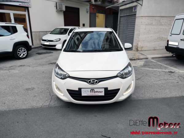 HYUNDAI I20 1.1 CRDi 5P. COMFORT