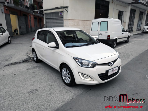 HYUNDAI I20 1.1 CRDi 5P. COMFORT