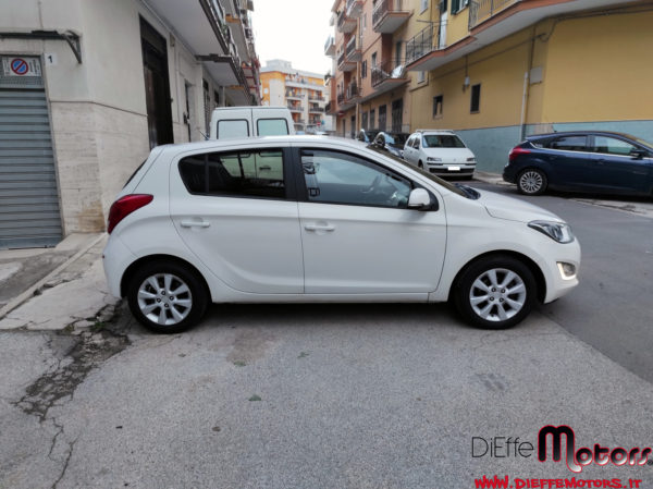 HYUNDAI I20 1.1 CRDi 5P. COMFORT