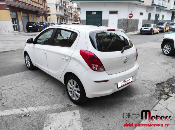 HYUNDAI I20 1.1 CRDi 5P. COMFORT