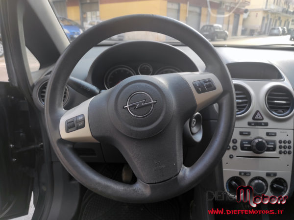 OPEL CORSA 1.2 3 PORTE Enjoy