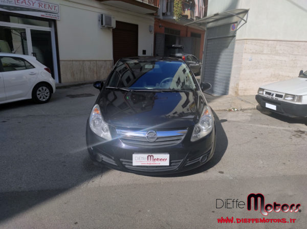 OPEL CORSA 1.2 3 PORTE Enjoy