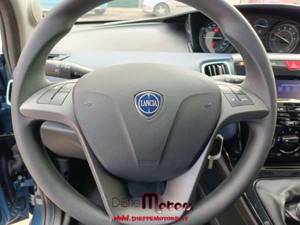 LANCIA YPISILON