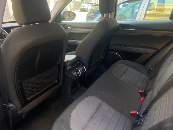 ALFA ROMEO STELVIO 2.2 TURBODIESEL 180CV AT8 Q4 BUSINESS - immagine 17
