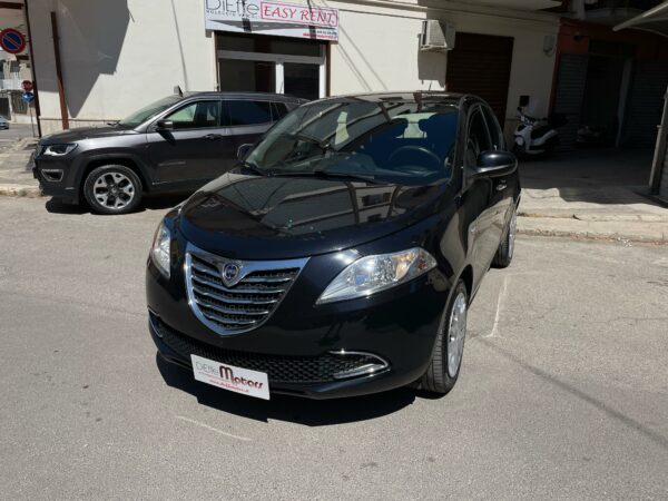 LANCIA YPSILON 1.3 MJT 16V 95CV 5P S&S SILVER