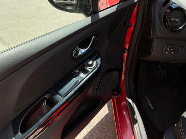 RENAULT CLIO SPORTER 1.5 DCI 8V 75CV LIVE - immagine 10