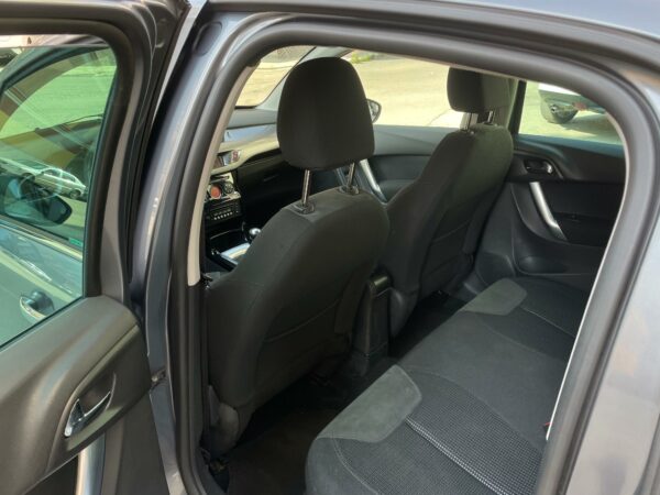 CITROEN C3 1.6 E-HDI 90 EXCLUSIVE - immagine 18