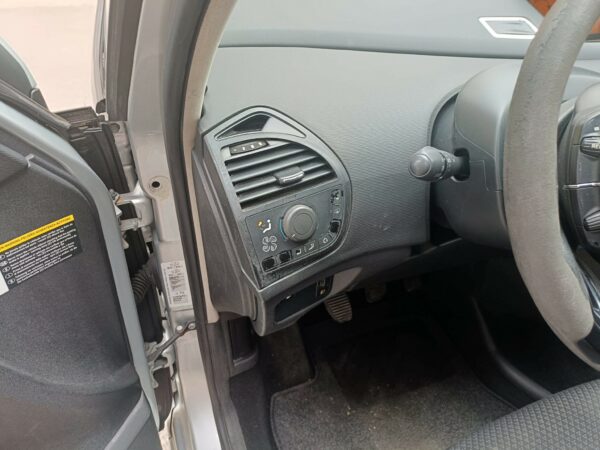 CITROEN C4 PICASSO 1.6 HDI 110 FAP CLASSIQUE - immagine 8