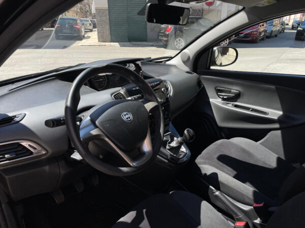 LANCIA YPSILON 1.3 MJT 16V 95CV 5P S&S SILVER - immagine 9
