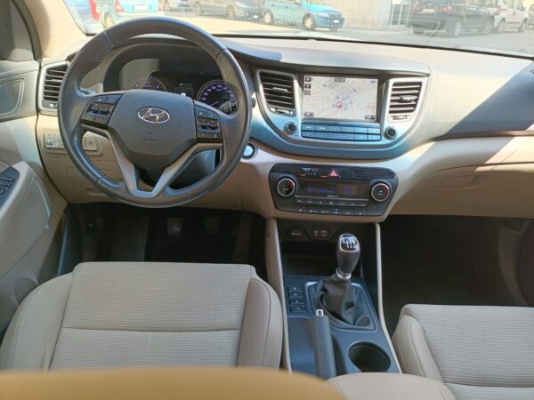 HYUNDAI TUCSON  1.7 CRDI  XPOSSIBLE - immagine 13