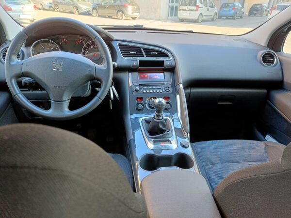 PEUGEOT 3008 1.6 HDI  112 CV TECNO - immagine 12
