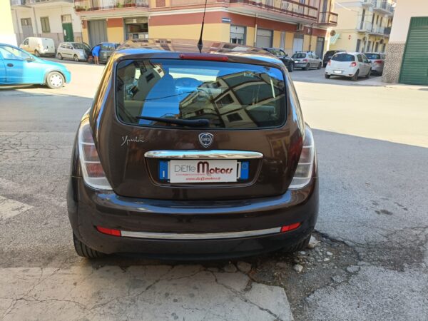 LANCIA YPISILON 1.2 8V PLATINO - immagine 7
