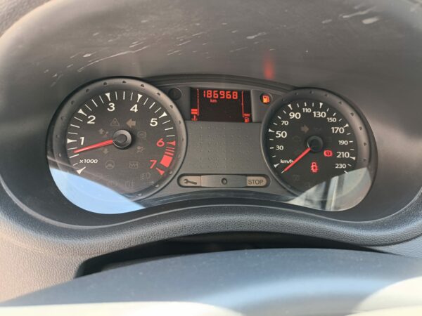RENAULT CLIO 1.2 GPL YAHOO - immagine 16