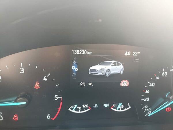 FORD FOCUS 1.5 ECOBLUE 120CV 5P TITANIUM - immagine 19