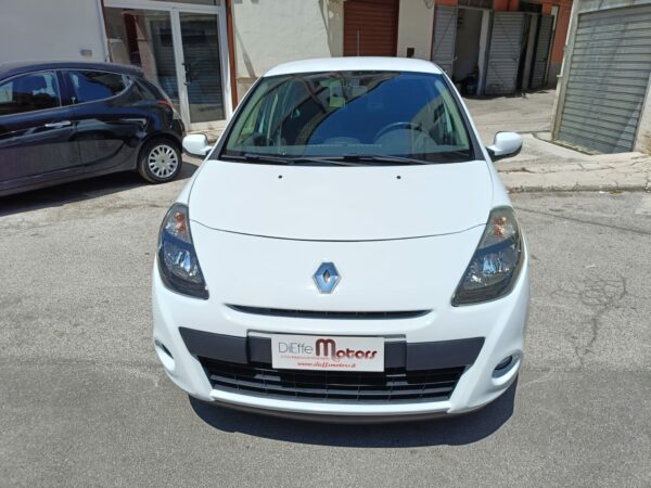 RENAULT CLIO 1.2 GPL YAHOO - immagine 2