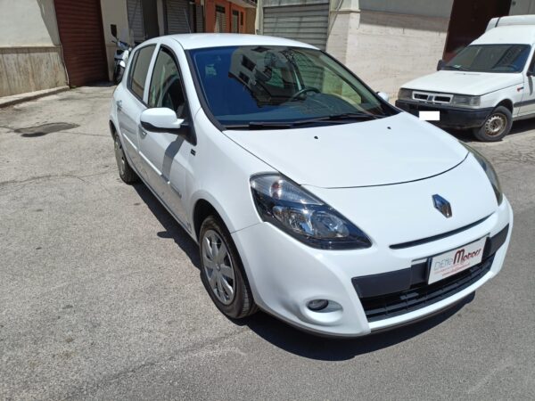 RENAULT CLIO 1.2 GPL YAHOO - immagine 3