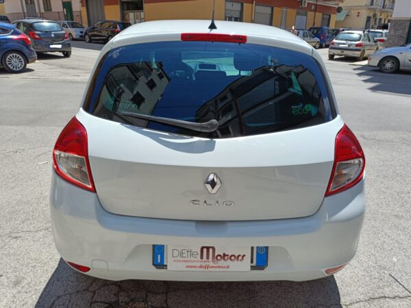 RENAULT CLIO 1.2 GPL YAHOO - immagine 7