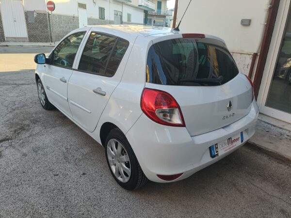 RENAULT CLIO 1.2 GPL YAHOO - immagine 8