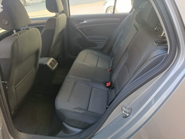 VOLKSWAGEN GOLF 1.5 TGI DSG BUSINESS BLUEMOTION - immagine 10