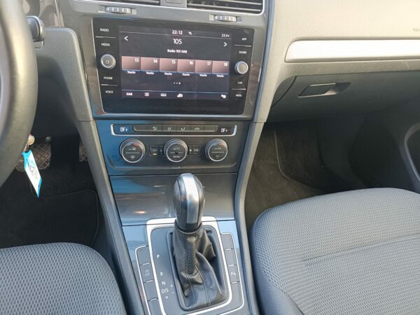 VOLKSWAGEN GOLF 1.5 TGI DSG BUSINESS BLUEMOTION - immagine 12
