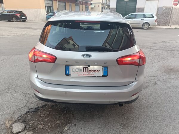 FORD FOCUS 1.5 ECOBLUE 120CV AUTOMATICO BUSINESS - immagine 7