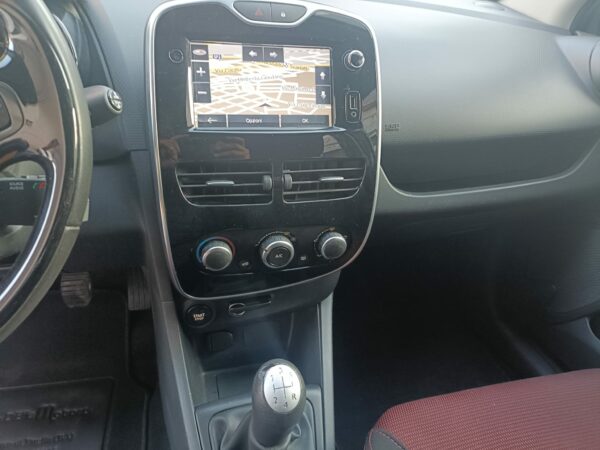 RENAULT CLIO 1.2 75CV 5 PORTE LIVE - immagine 13
