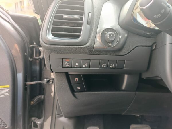 DS5 2.0 HDI HYBRID SPORT CHIC 4X4 - immagine 17