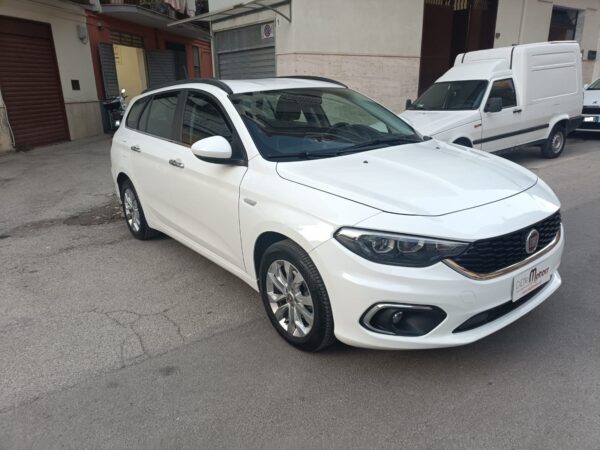 FIAT TIPO 1.6 MJET 120CV BUSINESS SW - immagine 3