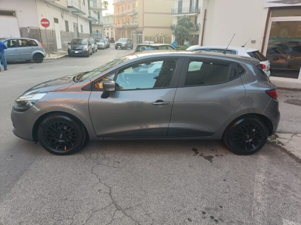 RENAULT CLIO 1.2 75CV 5 PORTE LIVE - immagine 5
