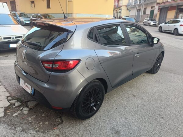 RENAULT CLIO 1.2 75CV 5 PORTE LIVE - immagine 6