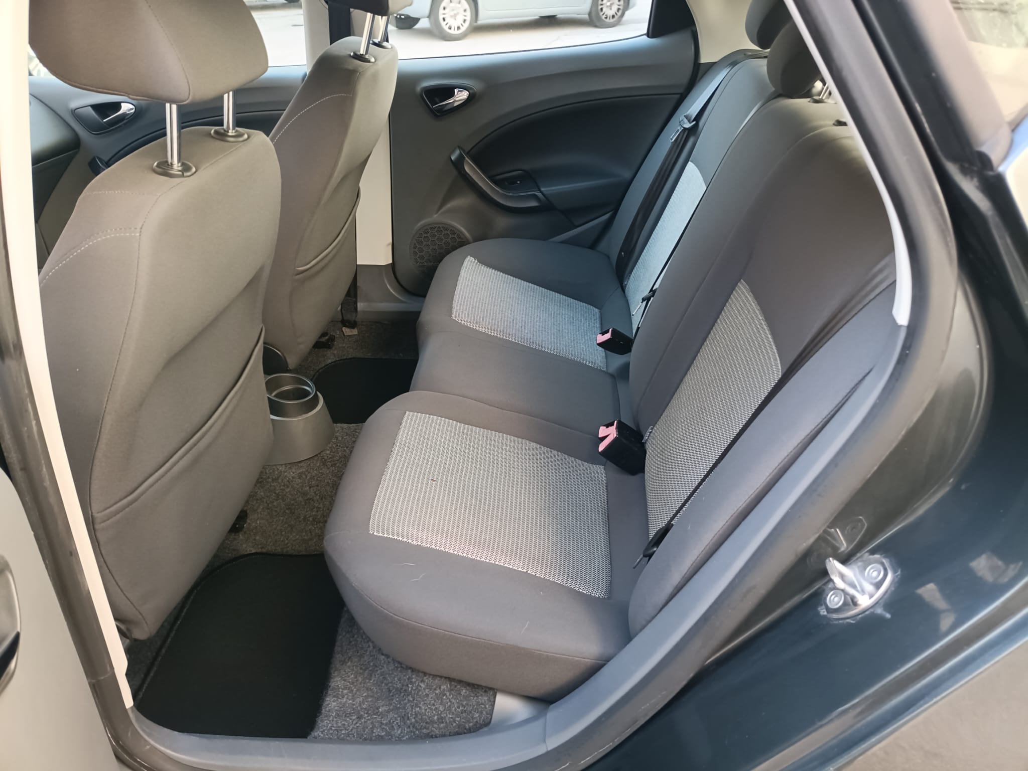 SEAT IBIZA 1.4 5P REFERENCE - immagine 9