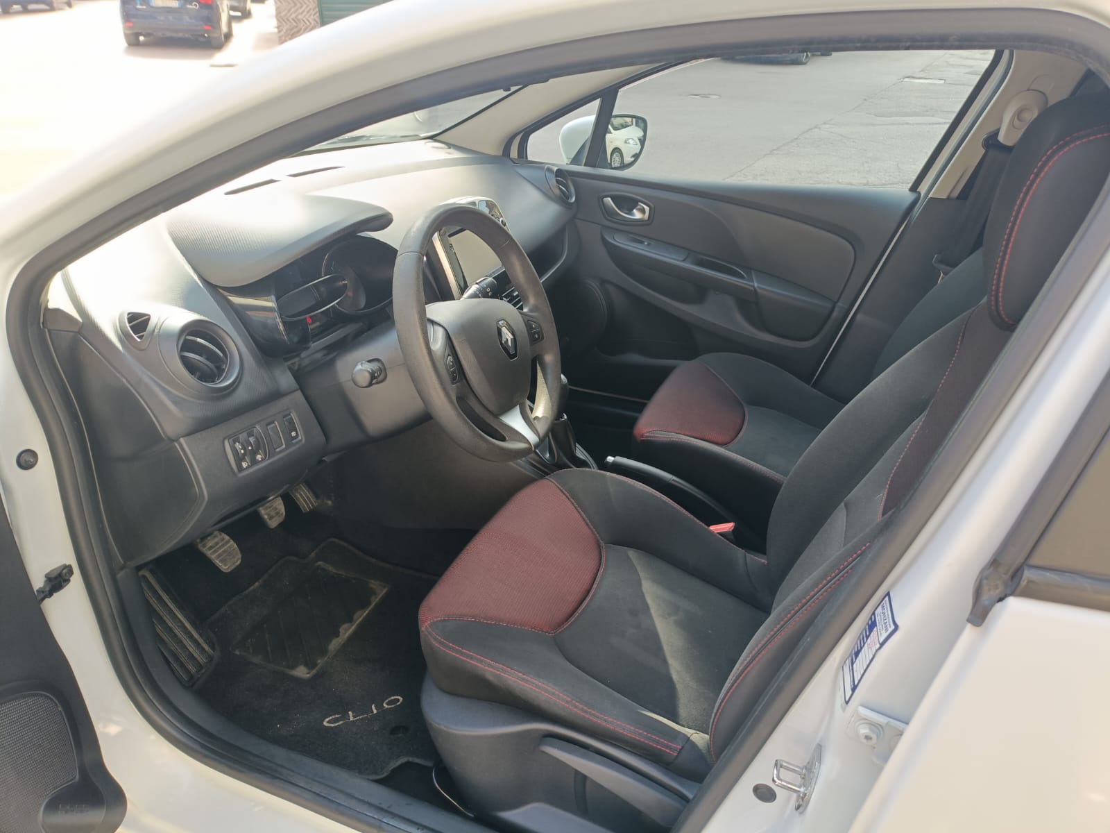 RENAULT CLIO 1.5 DCI 75CV 5 PORTE ENERGY LIFE - immagine 9