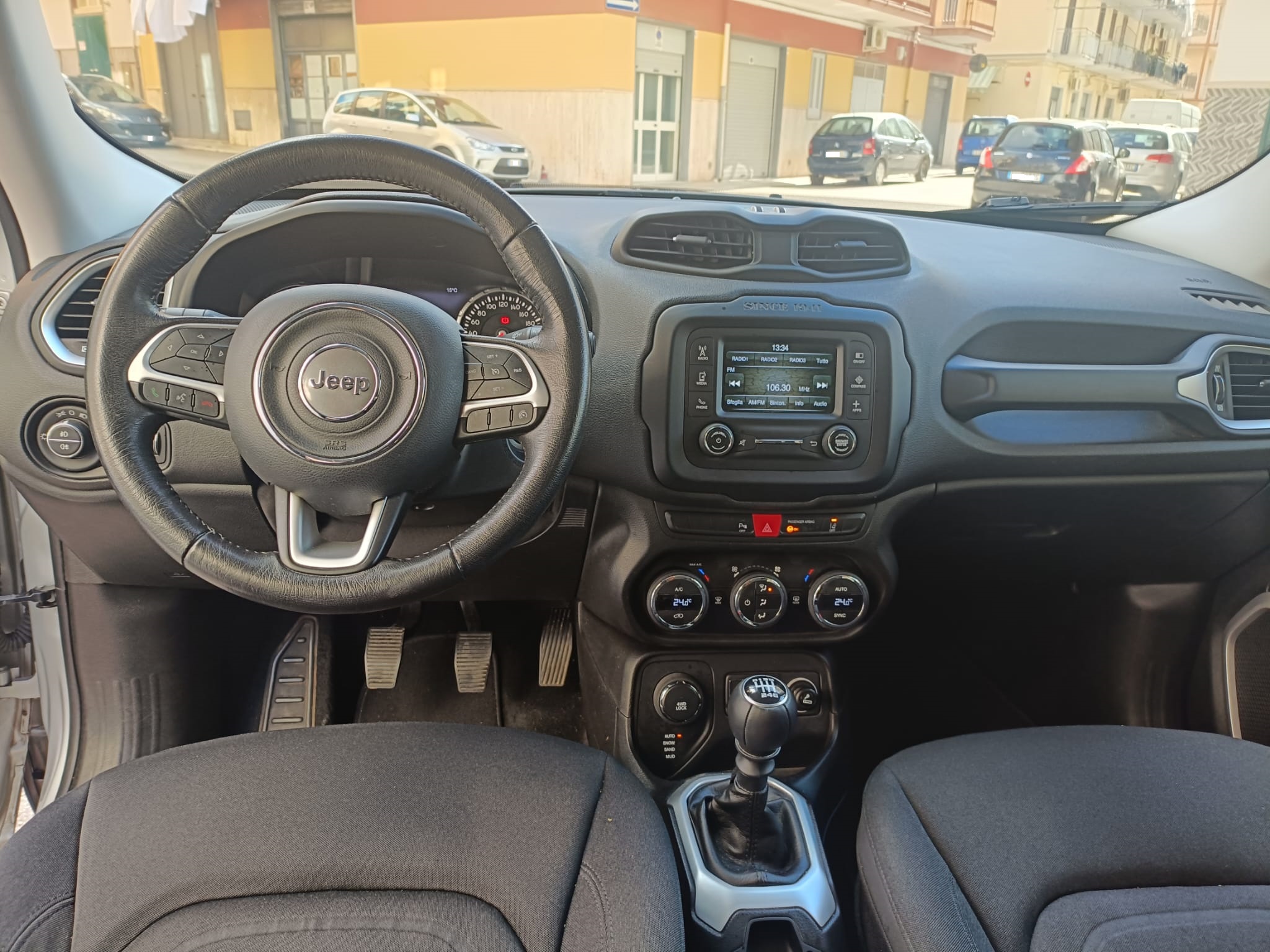 JEEP RENEGADE 2.0 MJT 140CV 4WD LIMITED - immagine 12