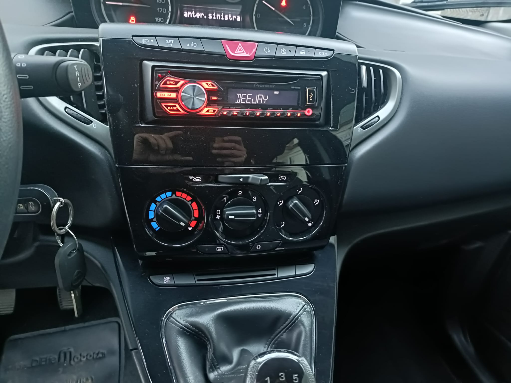 LANCIA YPISILON 1.3 MJET 95CV S&S ELEFANTINO - immagine 13