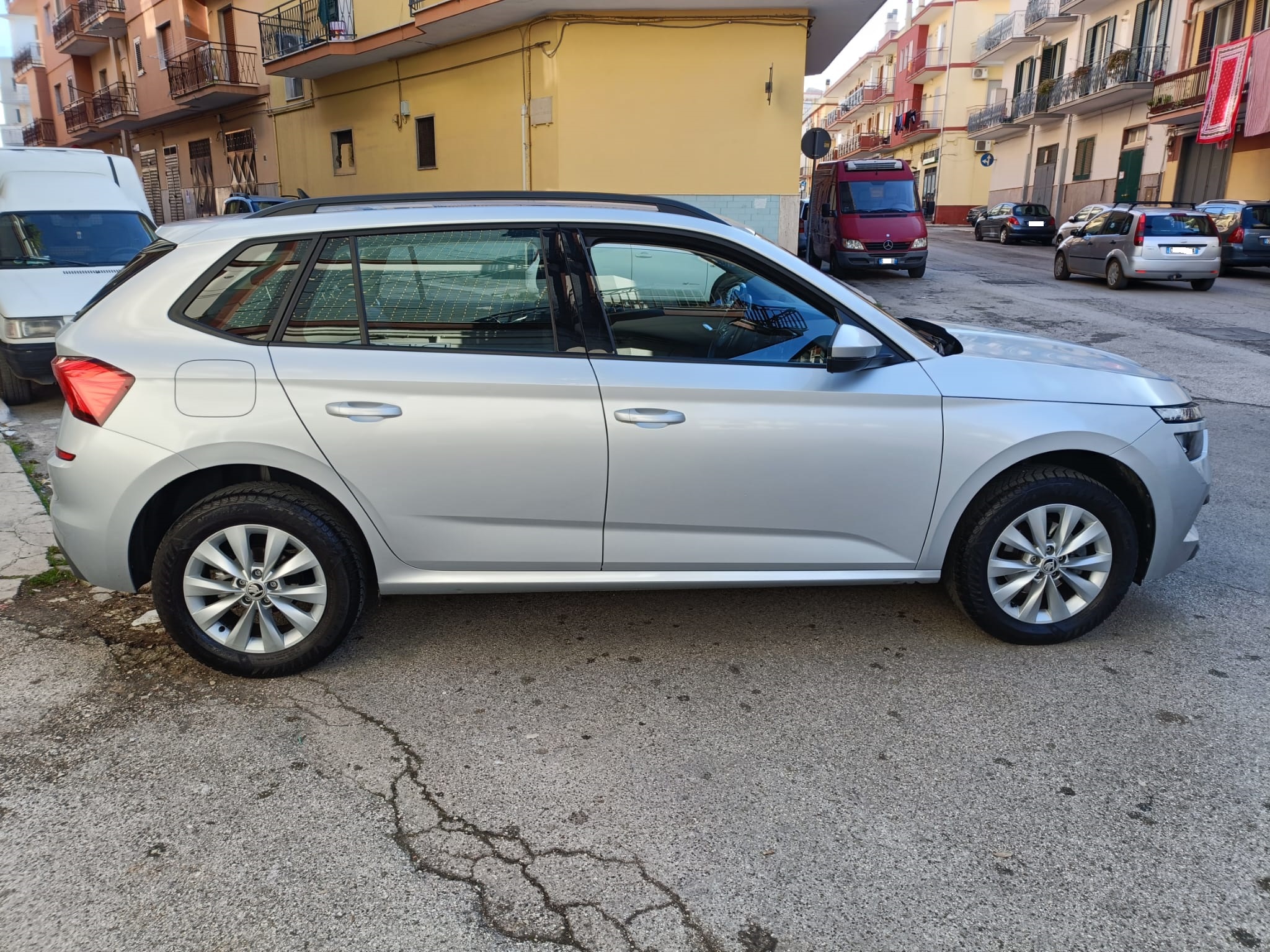 SKODA KAMIQ 1.0 TSI AMBITION - immagine 4