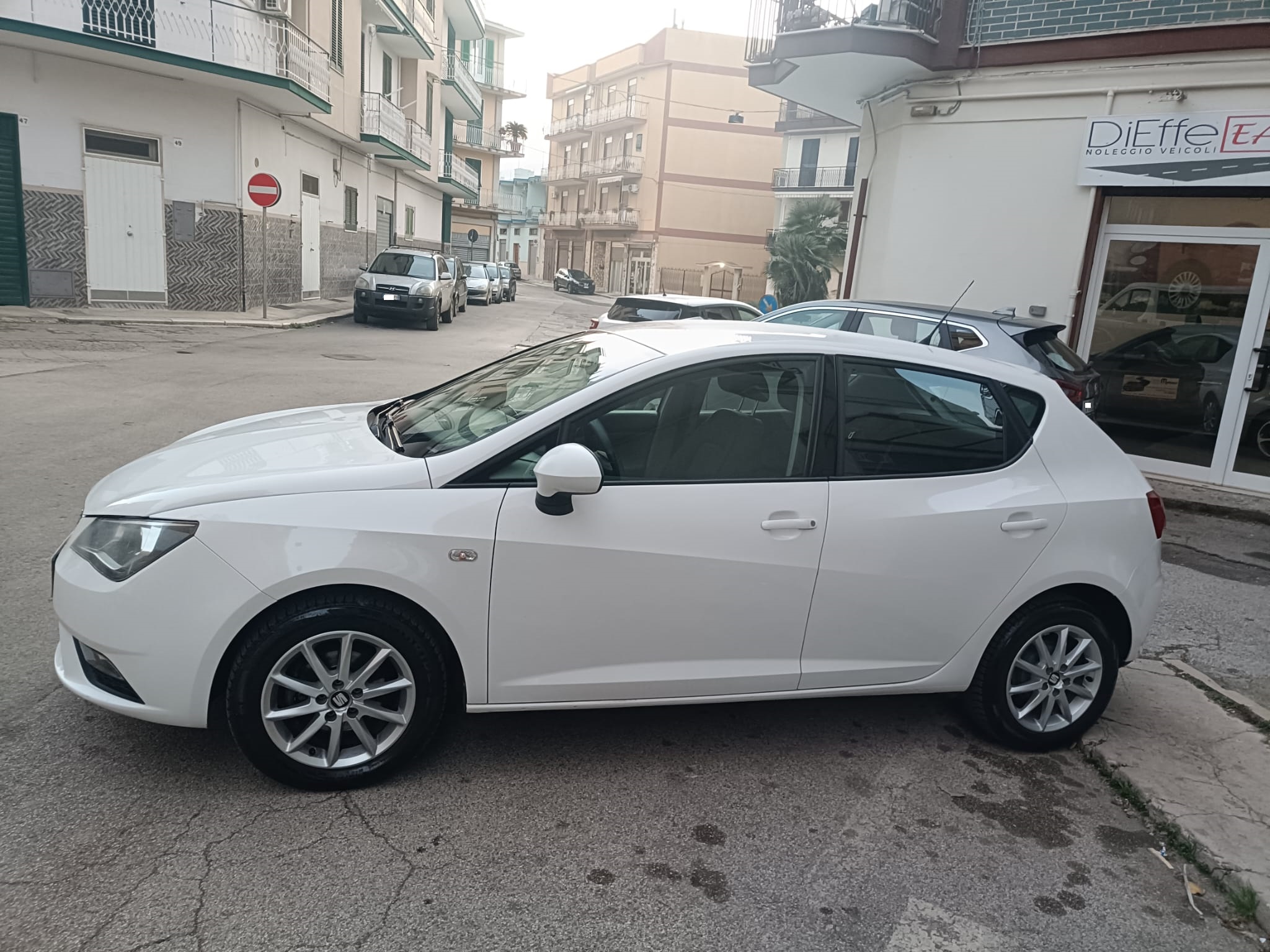 SEAT IBIZA 1.0 75CV 5P. REFERENCE - immagine 4