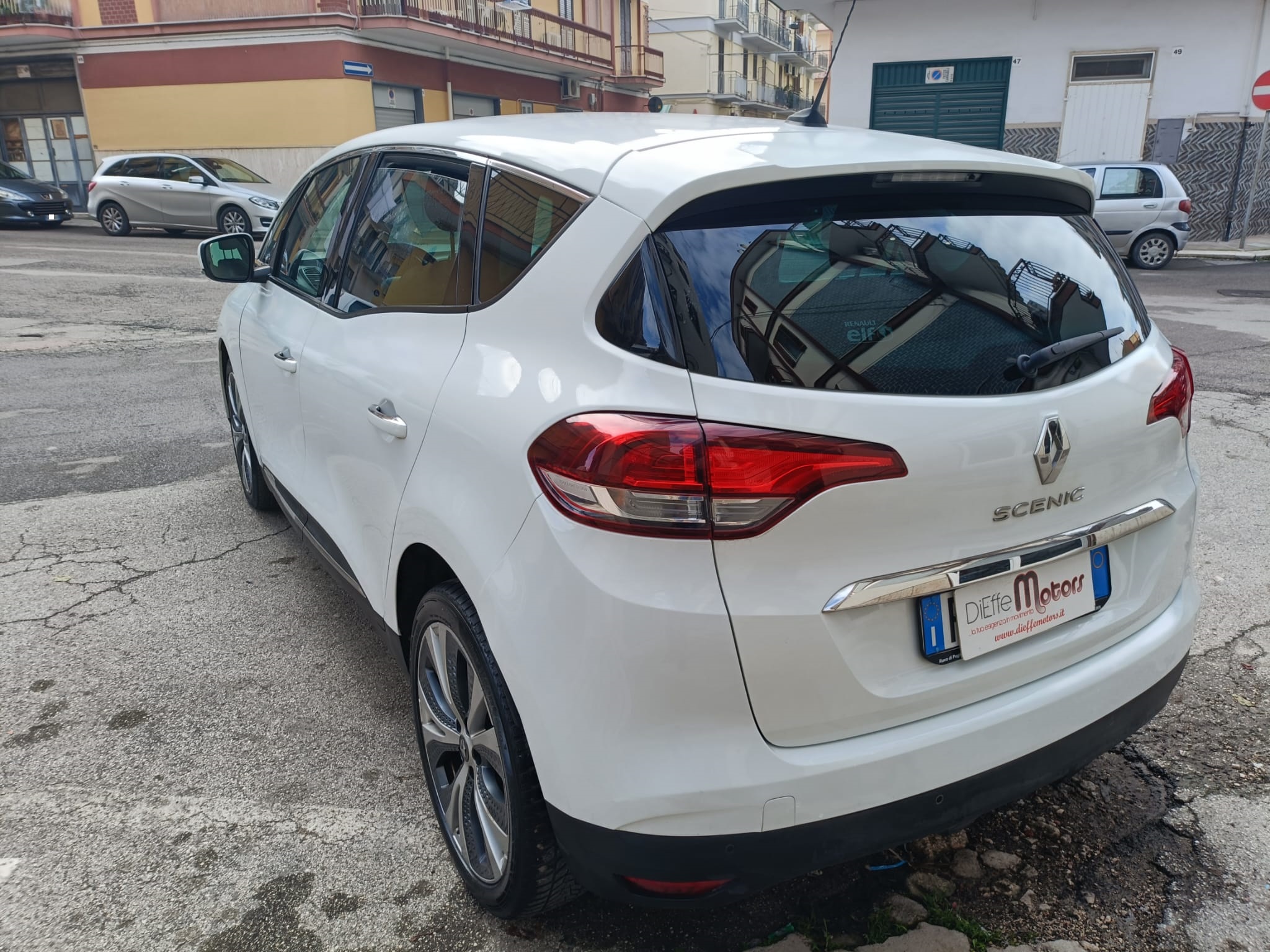 RENAULT SCENIC DCI BV 110CV ENERGY INTENS - immagine 8