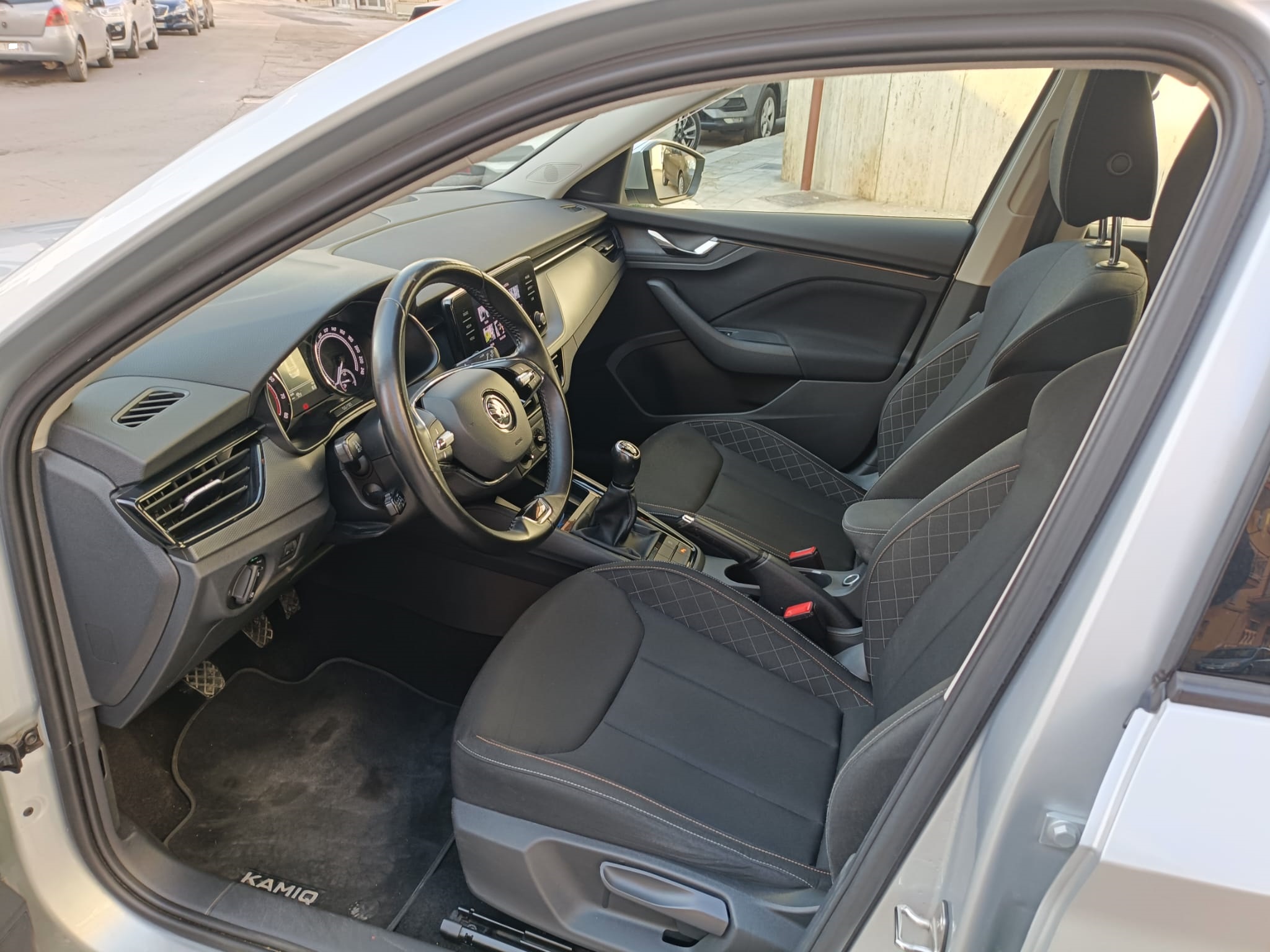SKODA KAMIQ 1.0 TSI AMBITION - immagine 9