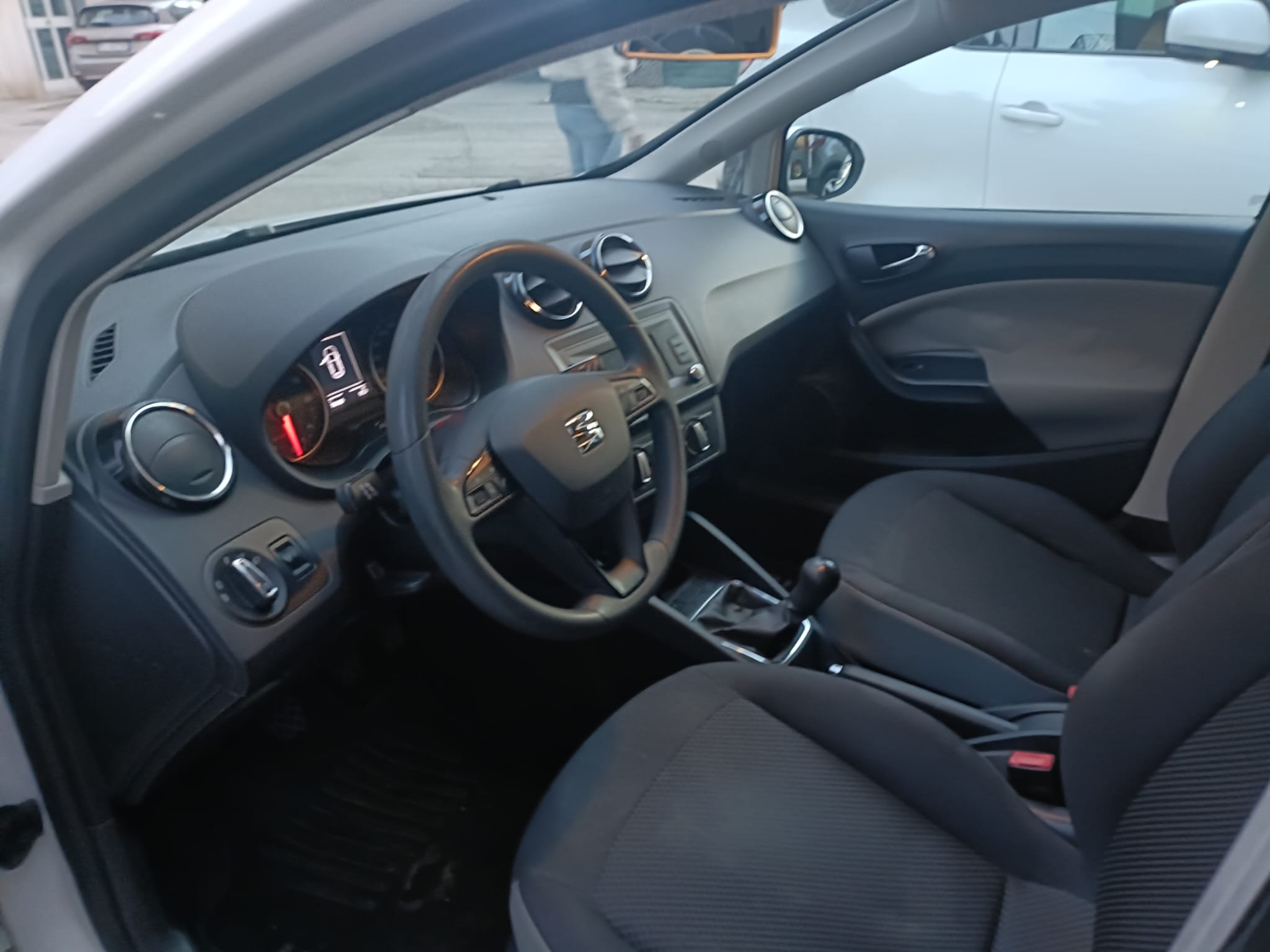 SEAT IBIZA 1.0 75CV 5P. REFERENCE - immagine 9