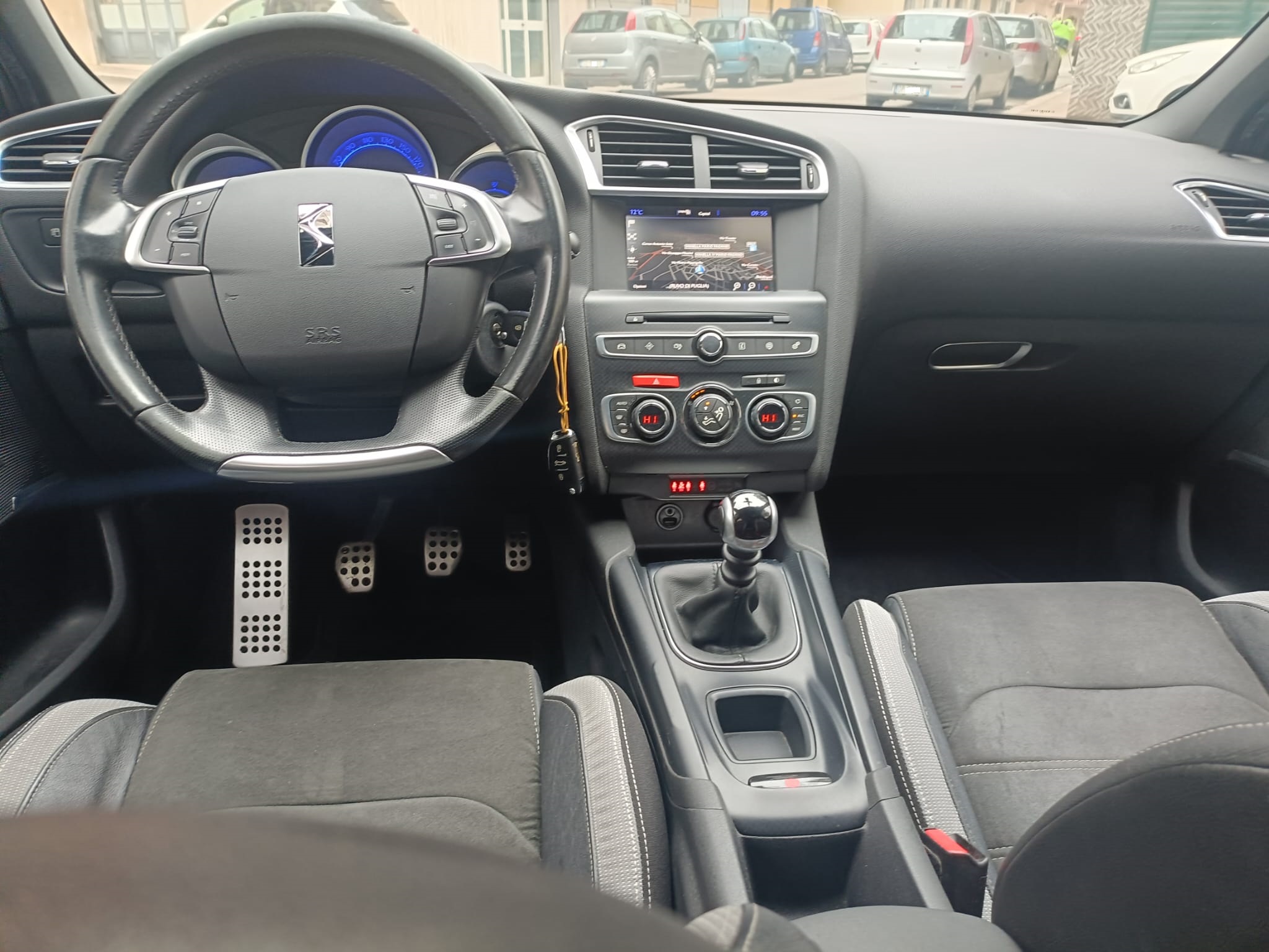 DS4 BLUEHDI 120 S&S SO CHIC - immagine 13