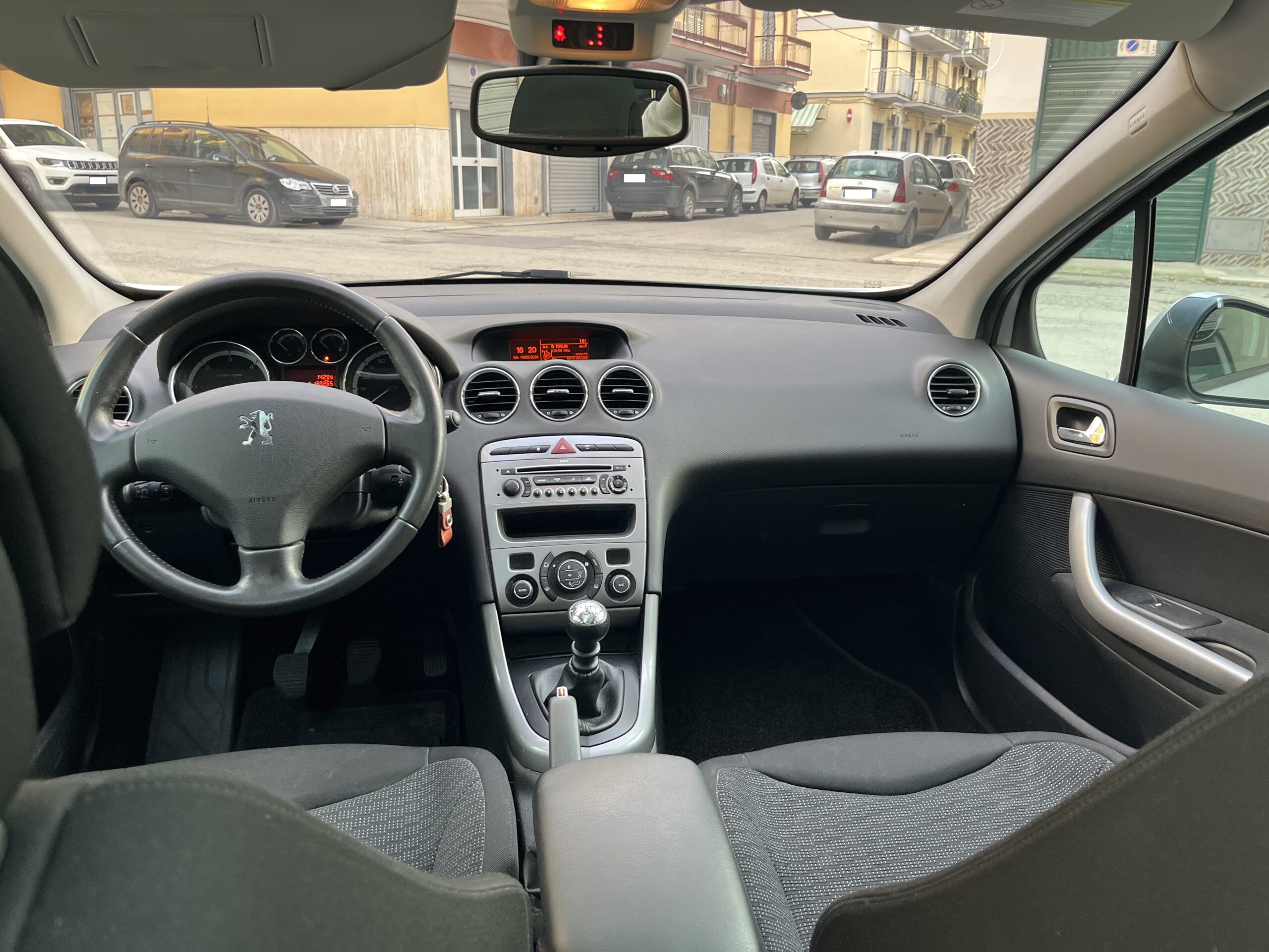 PEUGEOT 308 1.6 HDI 110CV SW CIEL TECNO - immagine 11