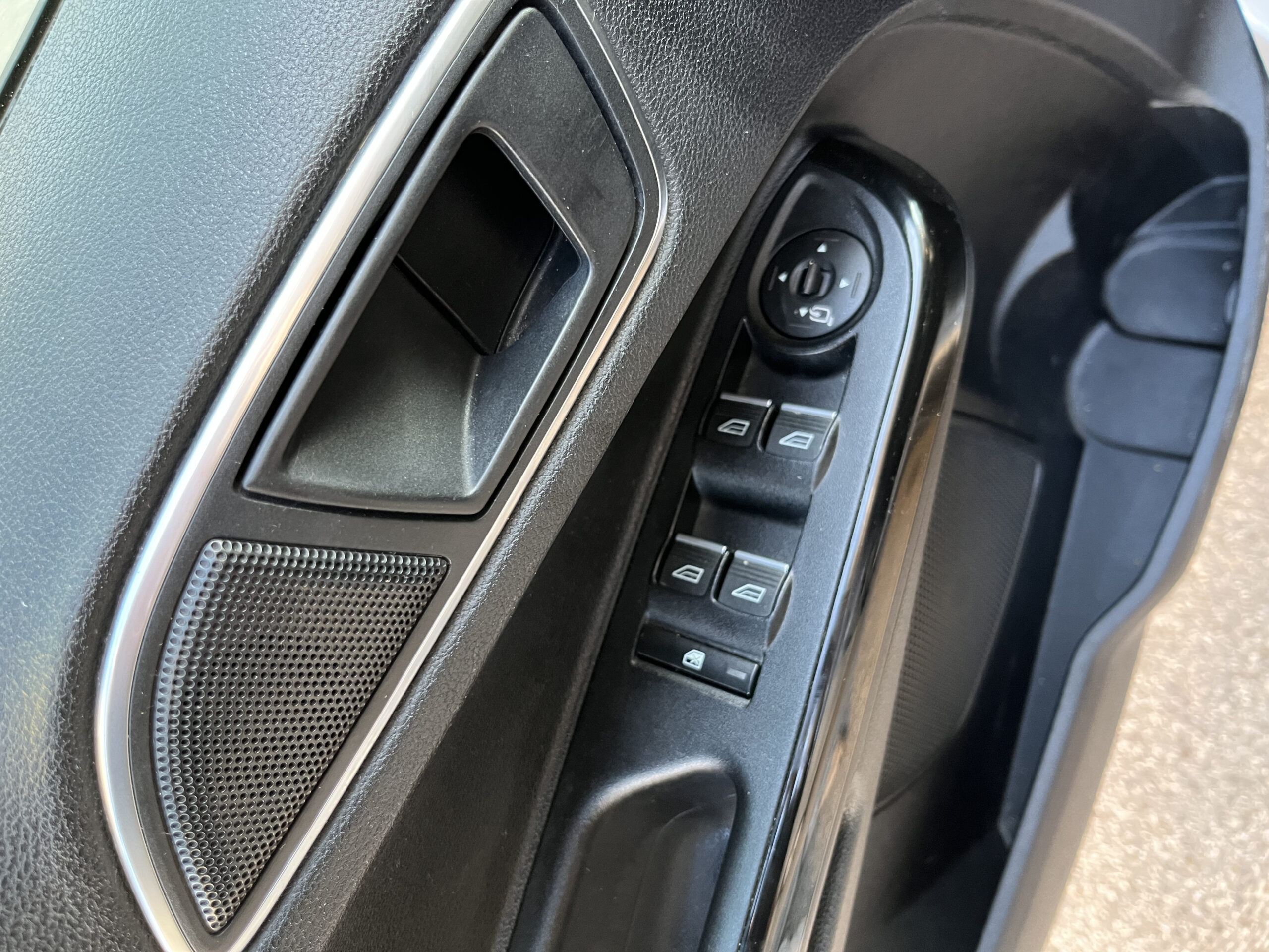 FORD B-MAX 1.5 TDCI 75CV TITANIUM - immagine 15