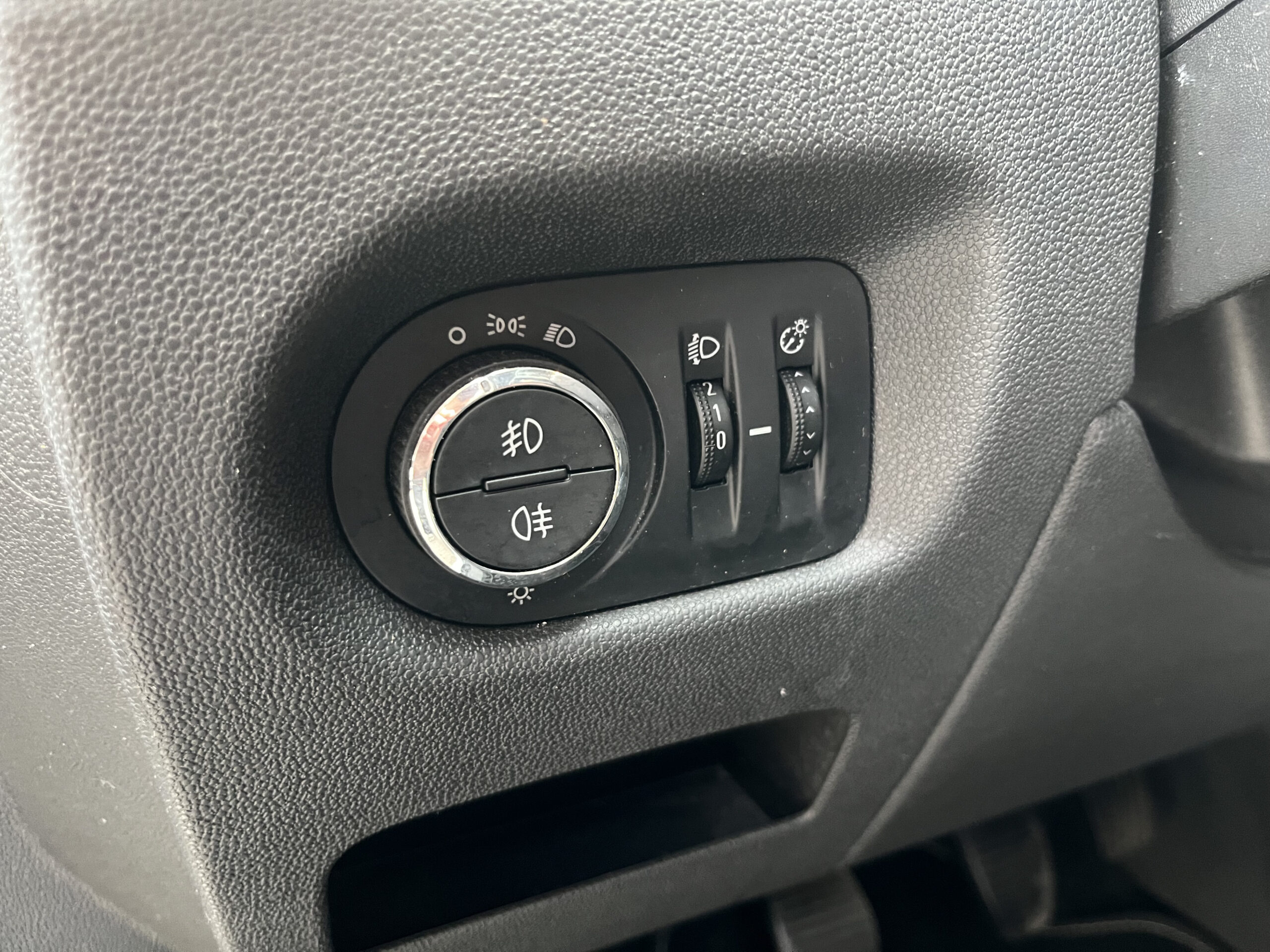 OPEL CORSA 1.2 85CV 5P GPL-TECH EDITION - immagine 18