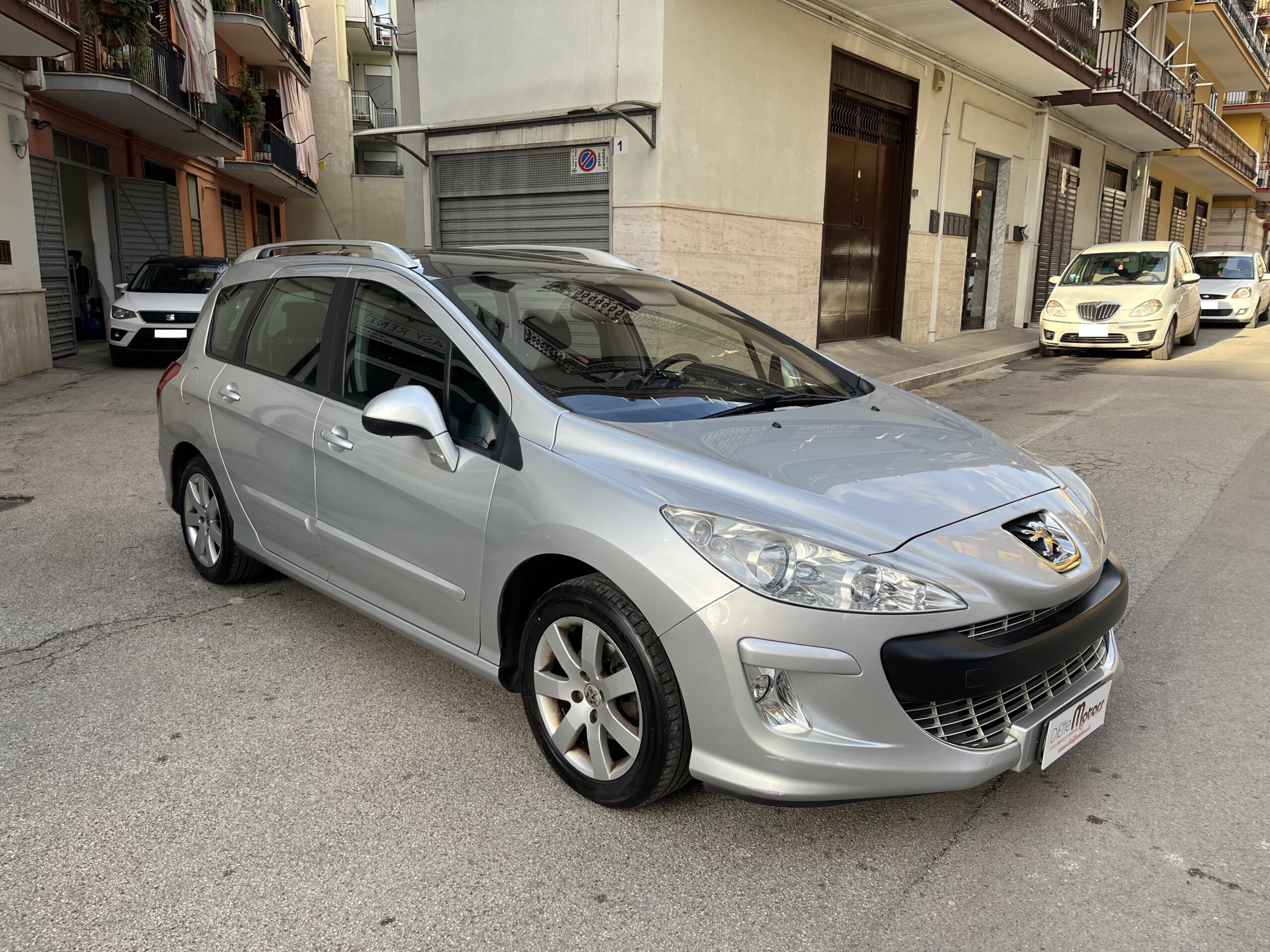 PEUGEOT 308 1.6 HDI 110CV SW CIEL TECNO - immagine 17
